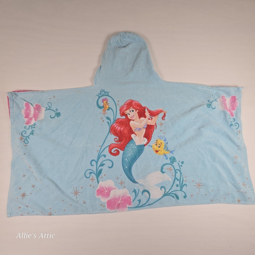 Little MermaidPrincess Ariel Flounder Poncho Hooded Beach Towel Disney Girls 2-4